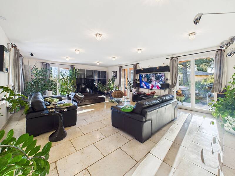 Maison à vendre, 195m², CHATEAUNEUF LE ROUGE