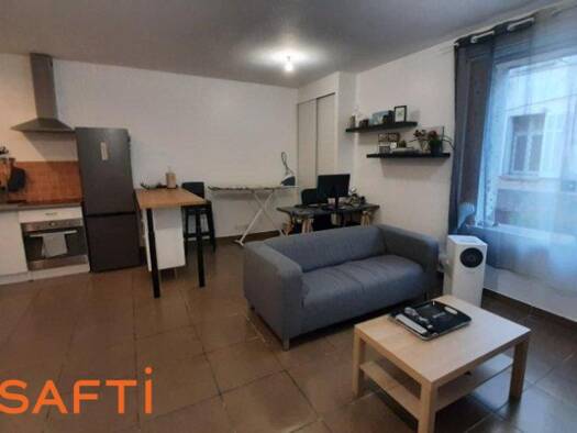 Appartement à vendre 140 000 € 3 pièces 2 chambres 56 m² RDC/2 Centre Vidauban 83550