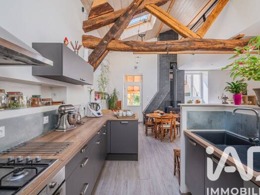 Maison à vendre 240 000 € 5 pièces 4 chambres 140 m² Vinay 38470