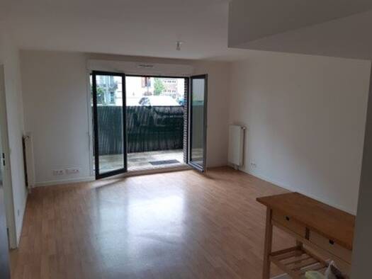 Appartement à louer 673 € 2 pièces 46,4 m² RDC/3 Rosny-sur-Seine 78710