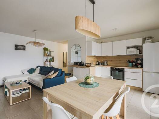 Appartement à vendre 220 000 € 3 pièces 2 chambres 61,3 m² 2ème étage Bresson 38320