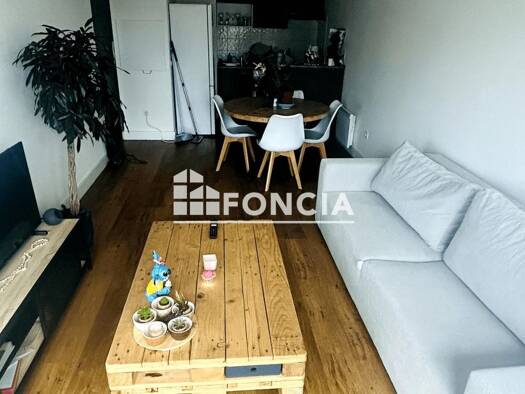 Appartement à vendre 100 000 € 2 pièces 1 chambre 42 m² Étage 2/2 Sud Jurançon 64110