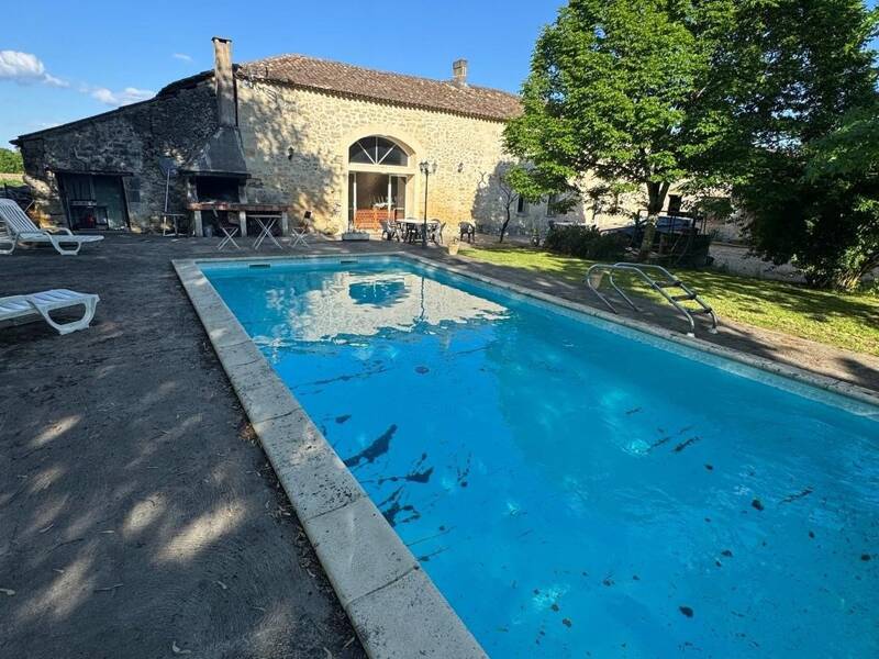 Maison à vendre, 196m², SAINT GENES DE FRONSAC