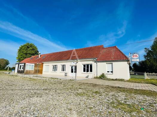 Bar / Café à vendre 399 900 € 207 m² d'espace de restauration Quend 80120
