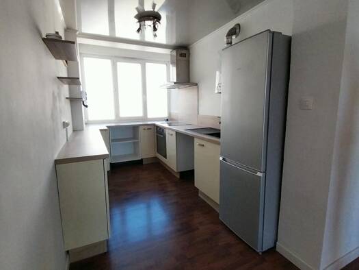 Appartement à louer 760 € 3 pièces 2 chambres 78,8 m² 3ème étage Du Guesclin Béziers 34500