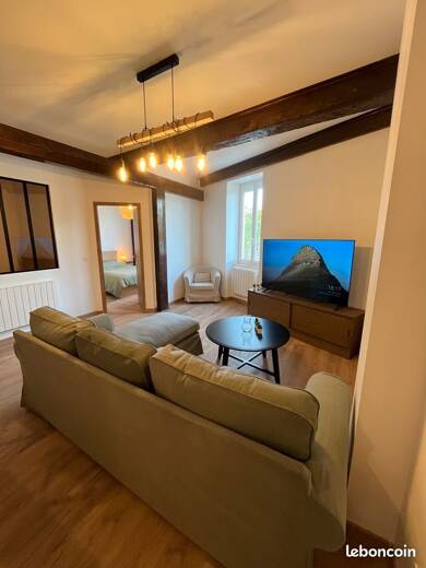 Appartement à louer 920 € 3 pièces 2 chambres 56 m² Canal Givors 69700