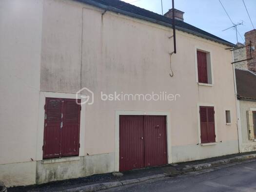 Maison à vendre 50 000 € 3 pièces 2 chambres 54 m² Beaumont-du-Gâtinais 77890