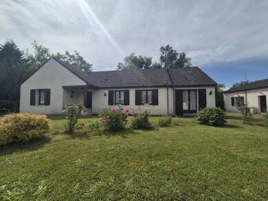 Maison à vendre 215 000 € 7 pièces 5 chambres 125 m² 1 076 m² de terrain Hermé 77114