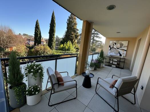 Appartement à vendre 244 000 € 2 pièces 1 chambre 47 m² Étage 1/3 Centre Écully 69130