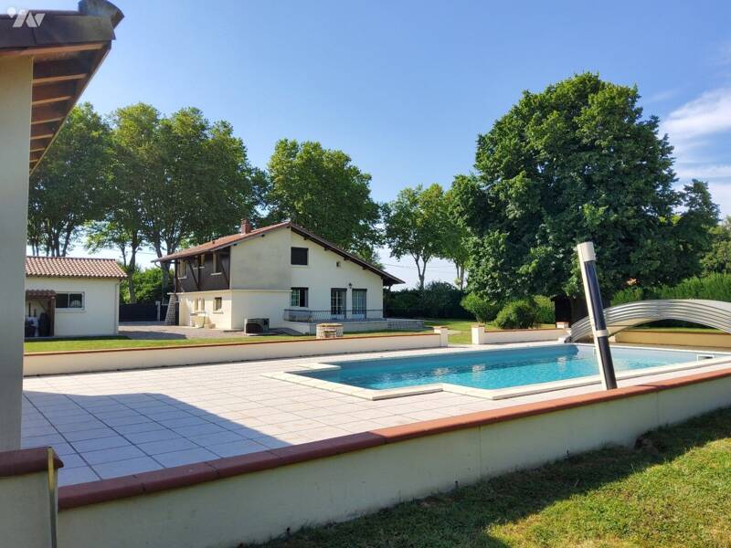 Maison à vendre, 170m², MONTESQUIEU VOLVESTRE