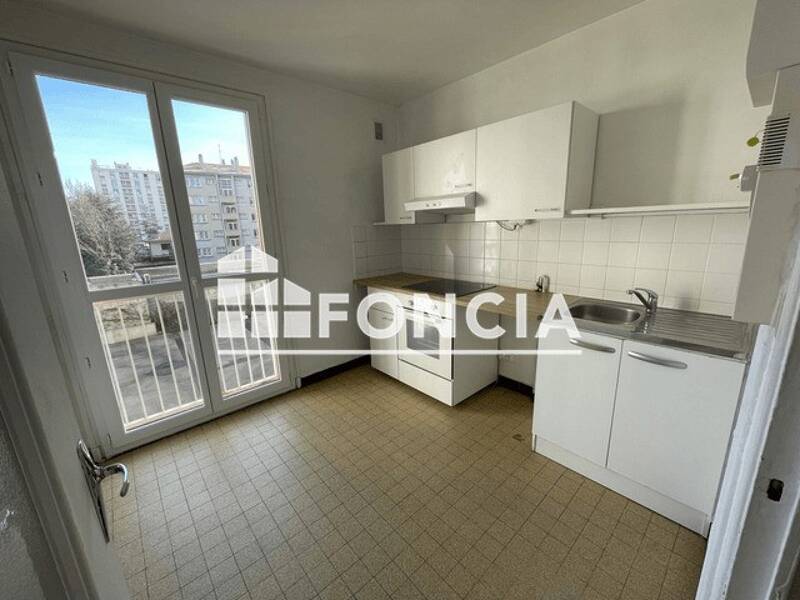 Maison à louer, 39m², SAINT ETIENNE