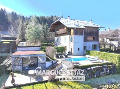 Maison à vendre 835 000 € 8 pièces 246,1 m² La Rivière-Enverse 74440