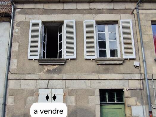 Maison à vendre 20 000 € 4 pièces 3 chambres 73 m² 100 m² de terrain Rive Droite Aubusson 23200