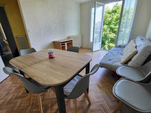 Appartement à vendre 135 000 € 2 pièces 40,3 m² 3ème étage Grand Pigeon-Deux Croix-Banchais Angers 49100