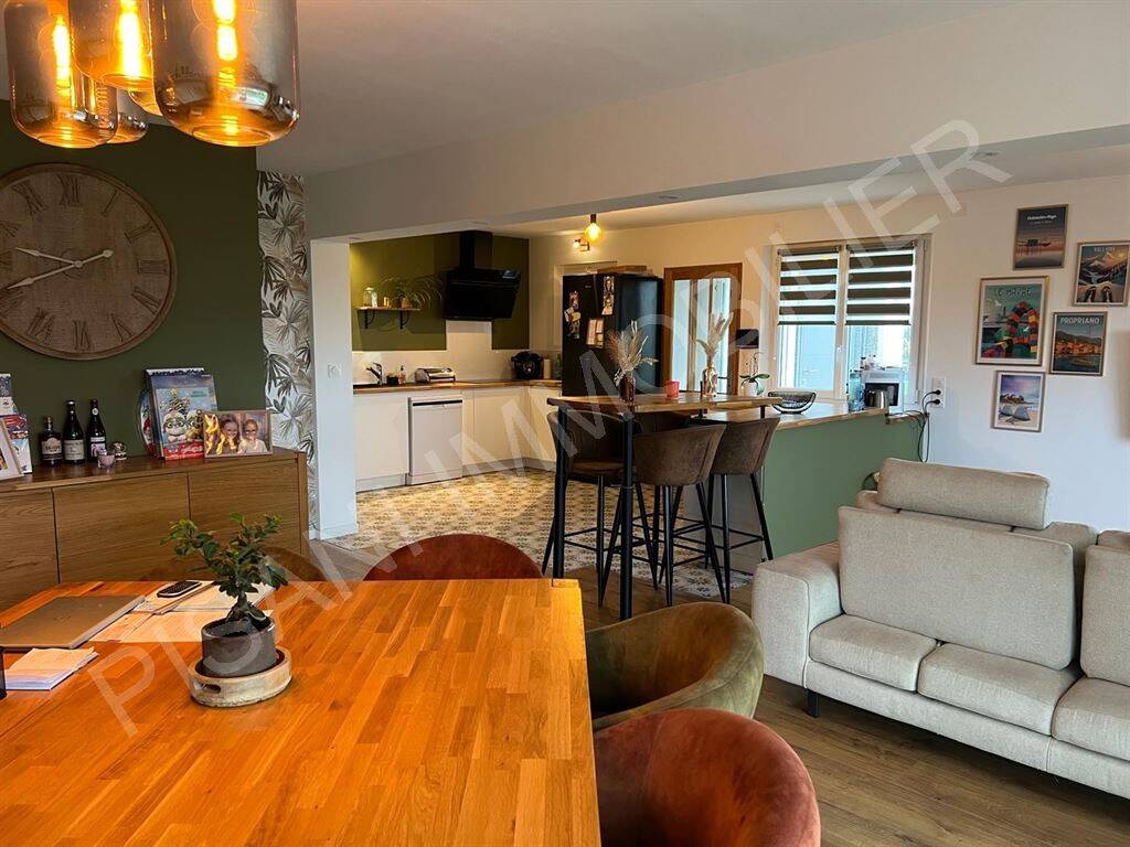 Maison à vendre, 110m², LES TROIS PIERRES