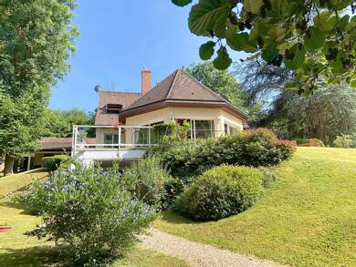 Maison à vendre 680 000 € 9 pièces 5 chambres 250 m² 2 714 m² de terrain Anet 28260