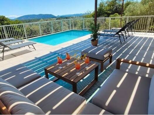 Villa à vendre 775 000 € 4 pièces 3 chambres 100 m² 620 m² de terrain Lecci 20137