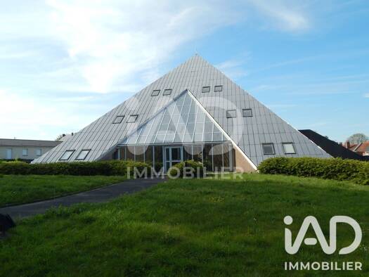 Local commercial à vendre 681 000 € 1 238,95 m² de surface de vente Général de Gaulle-Vélodrome-Baillets Albert 80300