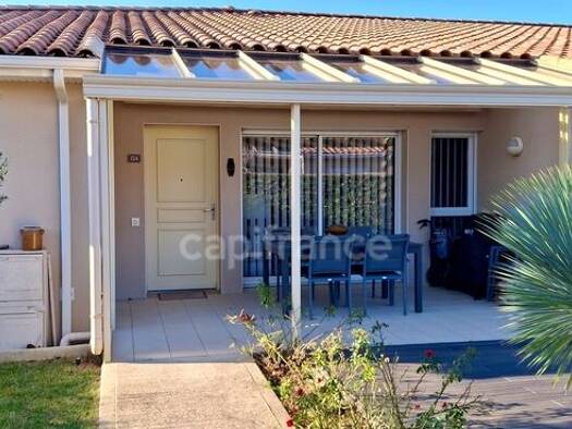 Maison de plain-pied à vendre 315 000 € 3 pièces 2 chambres 85 m² 65 m² de terrain Cavillargues 30330