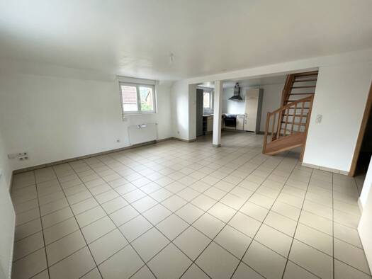 Duplex à louer 765 € 4 pièces 3 chambres 90 m² 1er étage Durmenach 68480