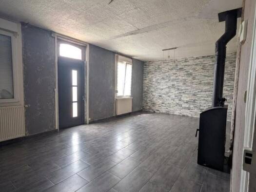Maison à vendre 114 000 € 4 pièces 3 chambres 106 m² 422 m² de terrain Vouel Tergnier 02700