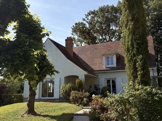 Maison à vendre 595 000 € 7 pièces 4 chambres 205,04 m² 1 181 m² de terrain Saint-Pryvé-Saint-Mesmin 45750