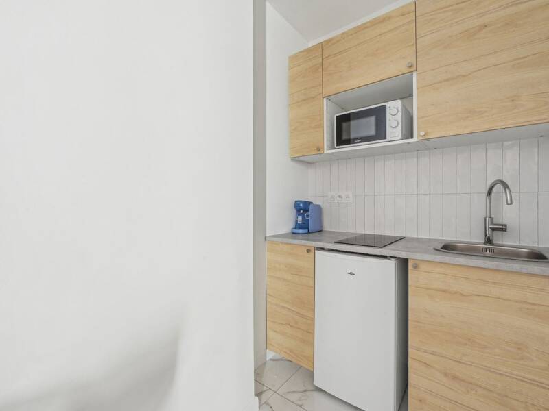 Maison à louer, 20m², PARIS 18E