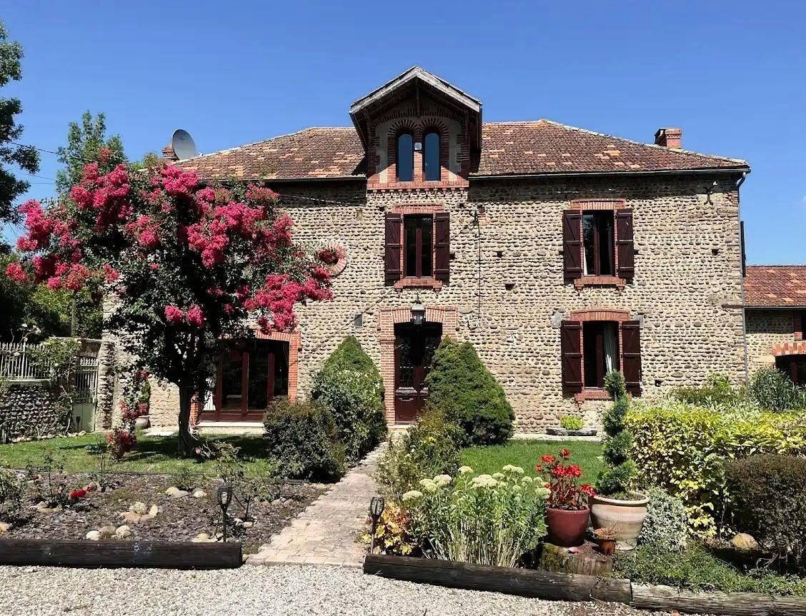 Maison à vendre, 450m², VIC EN BIGORRE