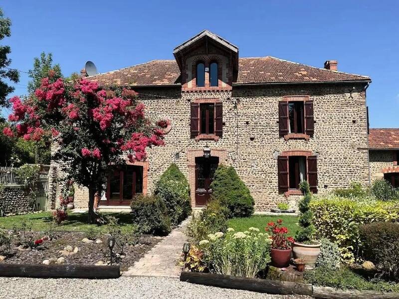 Maison à vendre, 450m², VIC EN BIGORRE