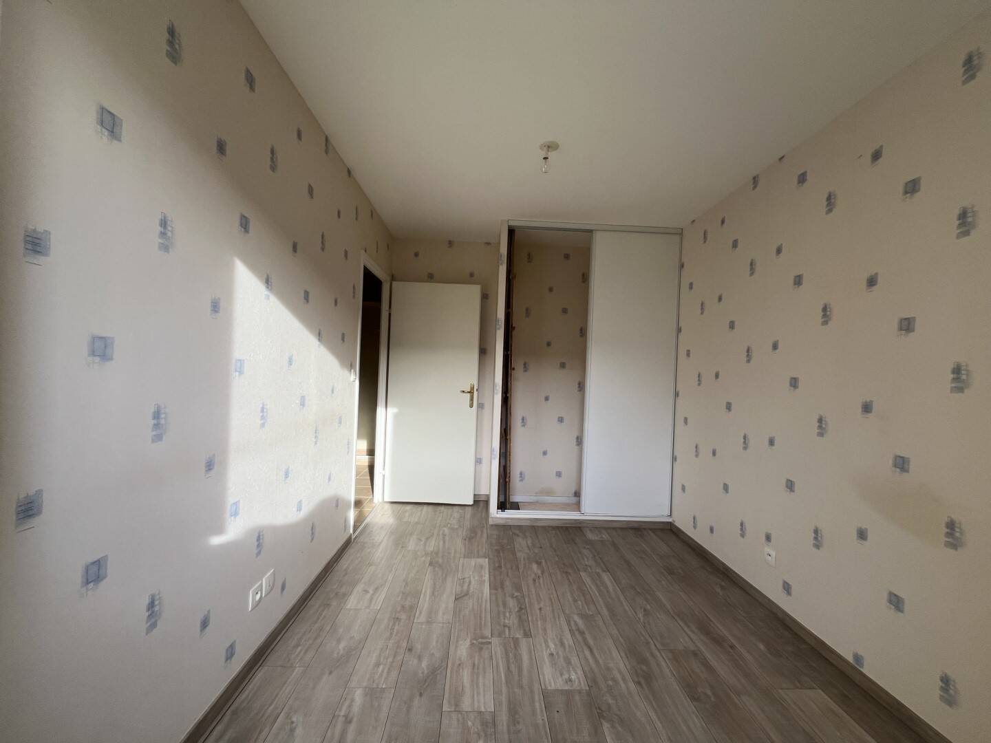 Maison à vendre, 58m², PORT EN BESSIN HUPPAIN