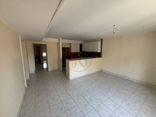 Duplex à vendre 57 000 € 3 pièces 2 chambres 74,2 m² Étage 3/4 Gray 70100