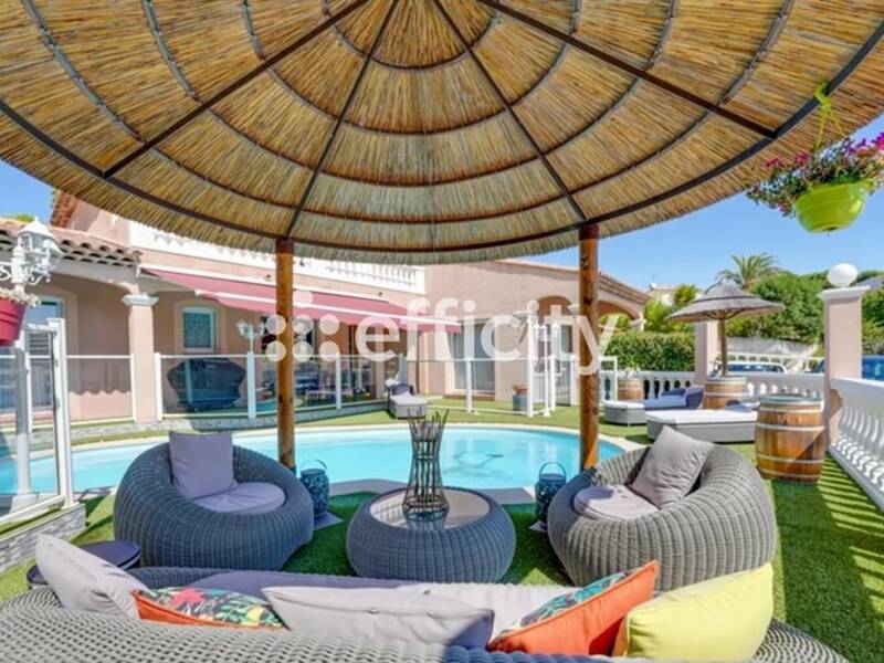 Maison à vendre, 278m², CARRY LE ROUET