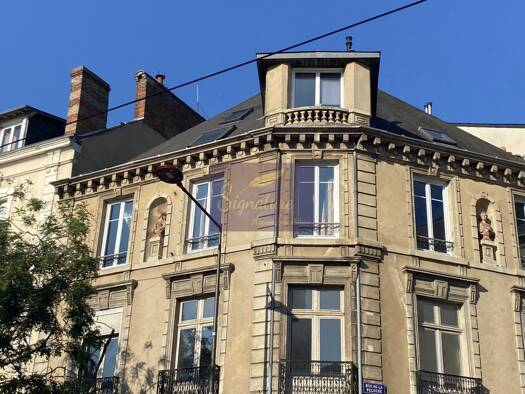 Appartement à vendre 181 900 € 5 pièces 3 chambres 105 m² Étage 1/2 Le Mans 72000