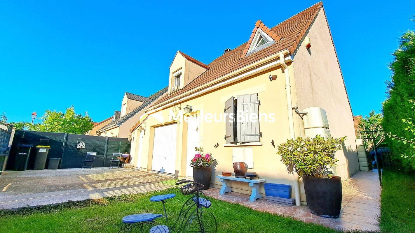 Maison à vendre, 90m², ROISSY EN BRIE