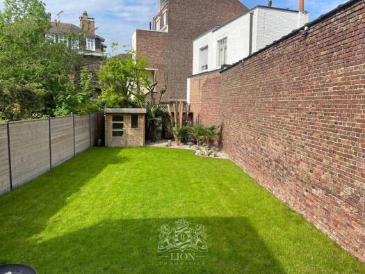 Maison à vendre 935 000 € 7 pièces 5 chambres 158 m² 307 m² de terrain Mitterie Lille 59130