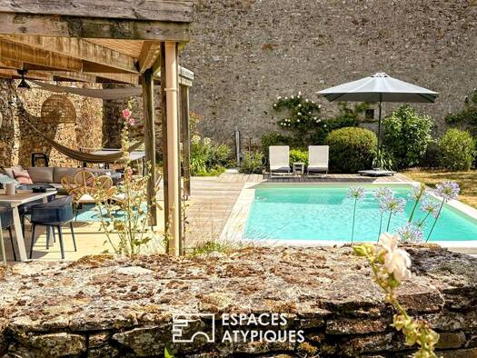 Maison à vendre 525 000 € 9 pièces 6 chambres 239 m² 877 m² de terrain Centre Ville-Quartiers Nord et Ouest Montaigu-Vendée 85600