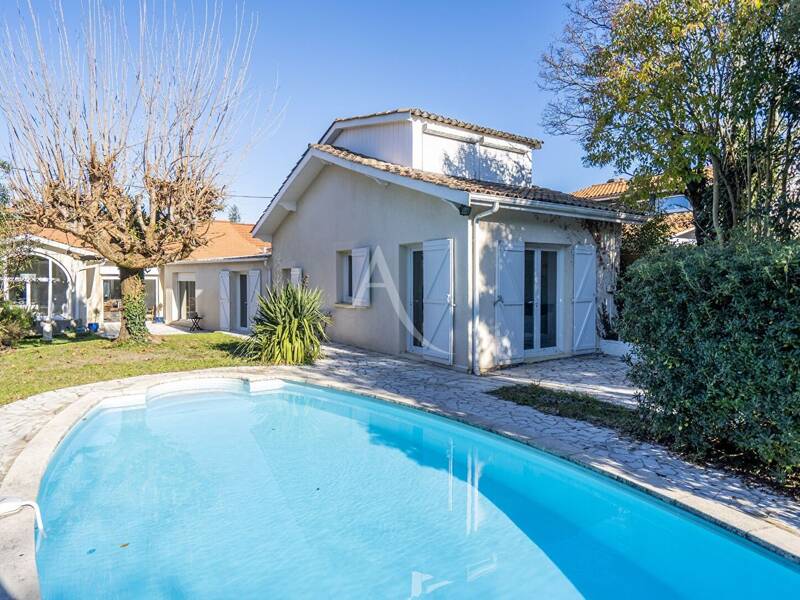 Maison à vendre, 210m², MERIGNAC