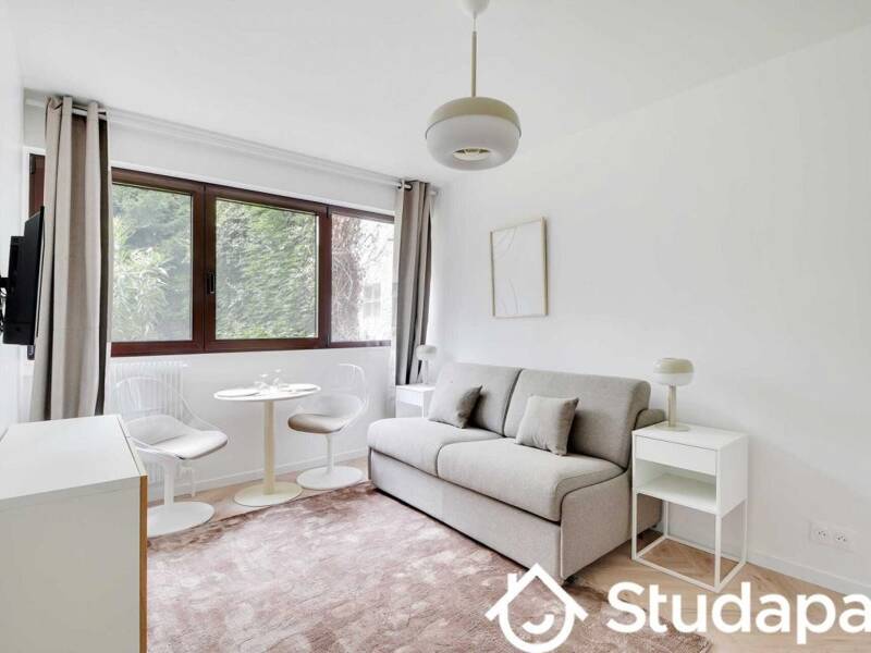 Maison à louer, 22m², PARIS 16E