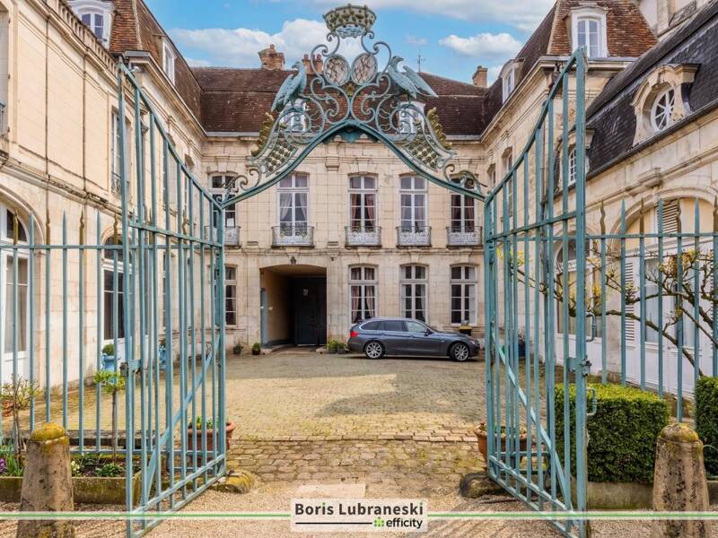 Maison à vendre, 1200m², AUXERRE