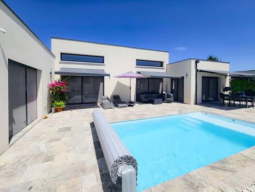 Maison à vendre 545 000 € 5 pièces 4 chambres 160 m² 673 m² de terrain Albon 26140