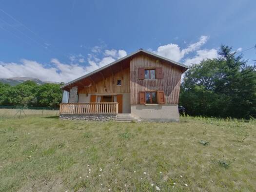 Maison à vendre 370 000 € 5 pièces 3 chambres 126 m² 871 m² de terrain Saint Pons 04400