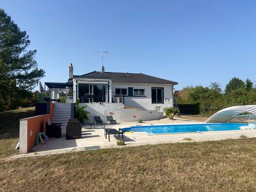 Maison de plain-pied à vendre 275 000 € 6 pièces 4 chambres 139 m² 2 737 m² de terrain Veninges Varennes Vauzelles 58640