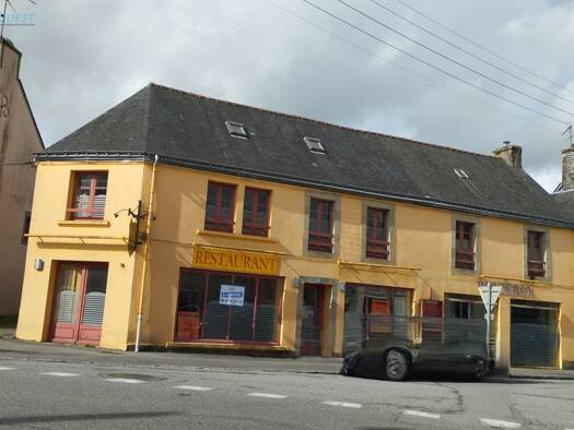 Immeuble à vendre 132 500 € 180 m² Gourin 56110