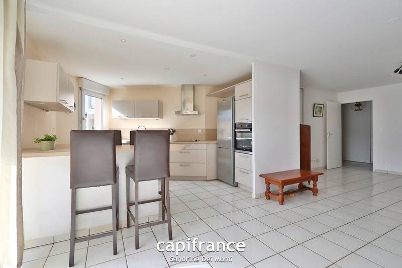 Maison à vendre, 69m², SAINT GENIS LES OLLIERES