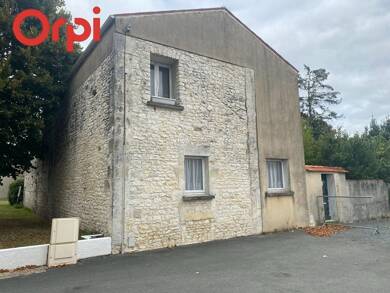 Maison à vendre 169 000 € 6 pièces 5 chambres 267 m² 450 m² de terrain Trizay 17250