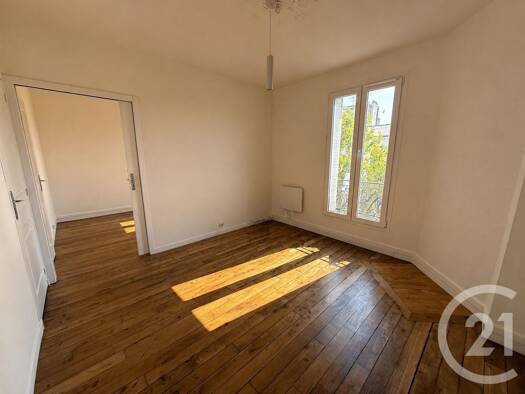 Appartement à vendre 230 000 € 3 pièces 2 chambres 38,83 m² Étage 4/4 Asnières-sur-Seine 92600