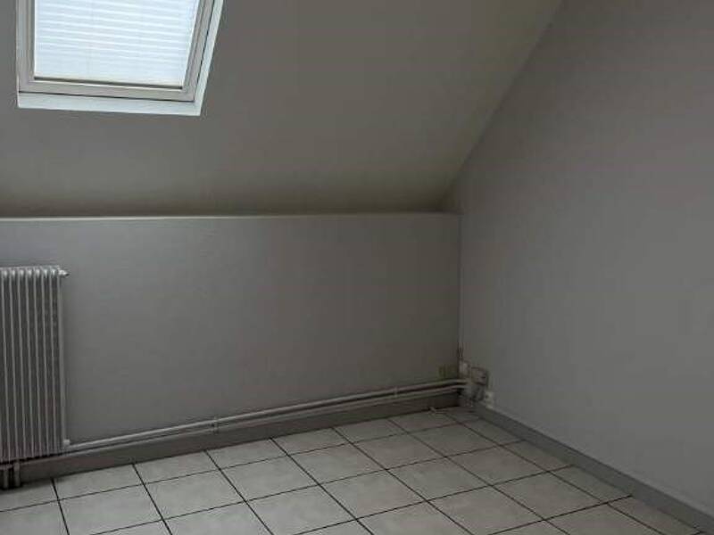 Maison à louer, 32m², ESVRES