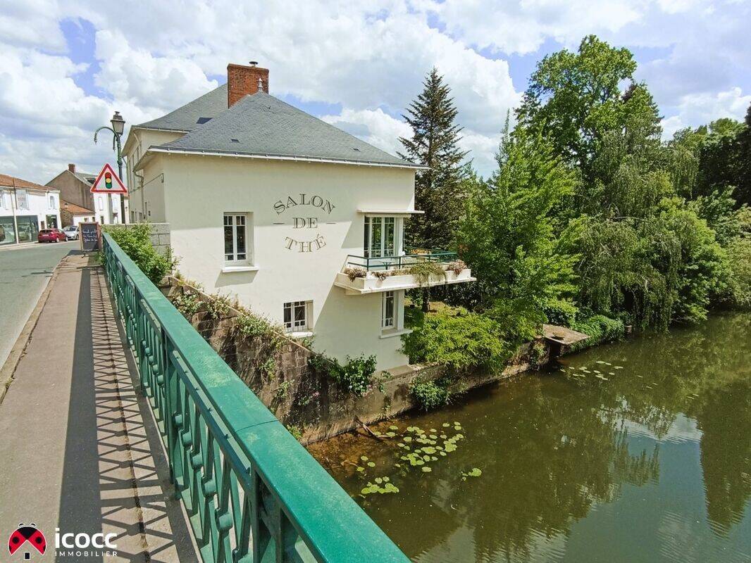 Maison à vendre, 175m², MAREUIL SUR LAY DISSAIS