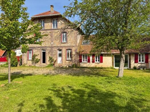 Maison à vendre 489 000 € 10 pièces 7 chambres 268 m² 2 990 m² de terrain Guichainville 27930