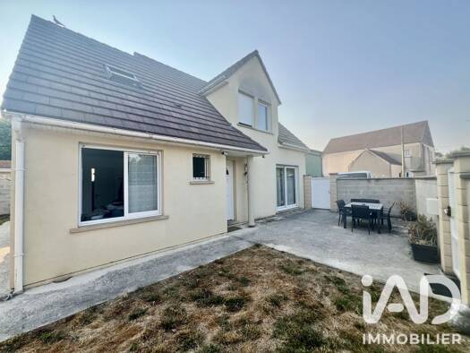 Maison à vendre 294 000 € 6 pièces 4 chambres 120 m² Chevru 77320